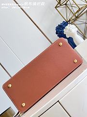 LOUIS VUITTON | Large Capucines Souple Bag - 2