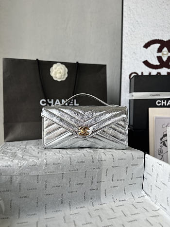 CHANEL | Clutch Bag In Silver Color