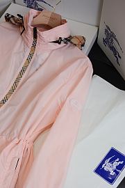 BURBERRY | Short Nylon Blackpool Parka Pink - 4