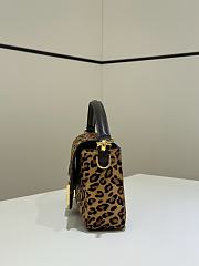FENDI | Baguette Printed cavallino calfskin bag brown size 27 cm - 4