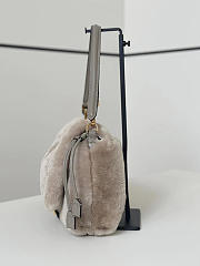 FENDI | Mamma Baguette Medium Gray shearling bag - 5