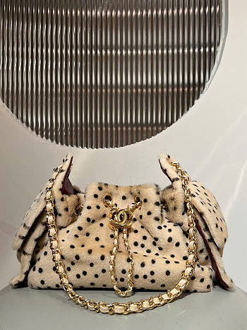 CHANEL | 25 Métiers d'Art 2026 Mini Bag Light Beige & Black