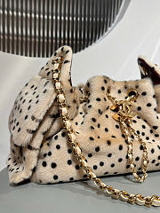 CHANEL | 25 Métiers d'Art 2026 Mini Bag Light Beige & Black - 2