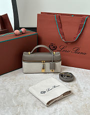 LORO PIANA | Extra Bag L23 Lunch Box Bag Taupe Grey - 2