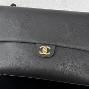 CHANEL | 38 Spring-Summer 2026 Gold Hardware Maxi Flap Bag In Black - 4