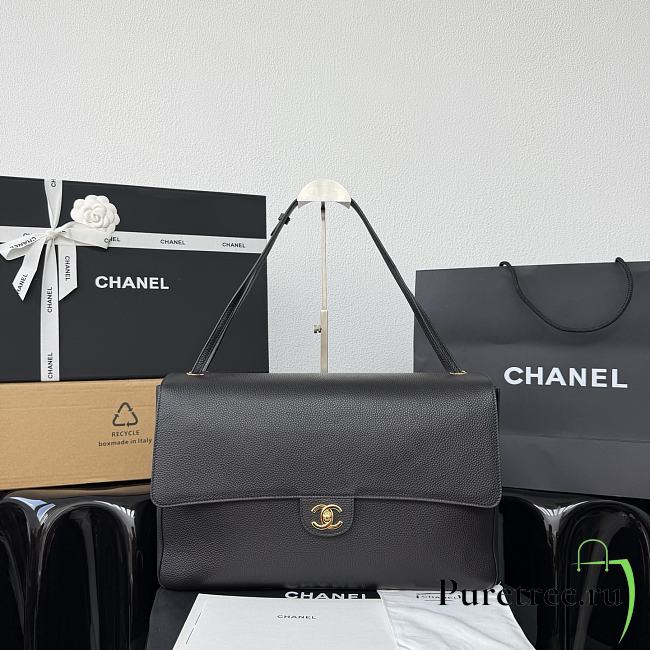CHANEL | 38 Spring-Summer 2026 Gold Hardware Maxi Flap Bag In Black - 1