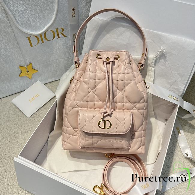 DIOR | Small Caro Bucket Bag In Macrocannage Lambskin Pink - 1