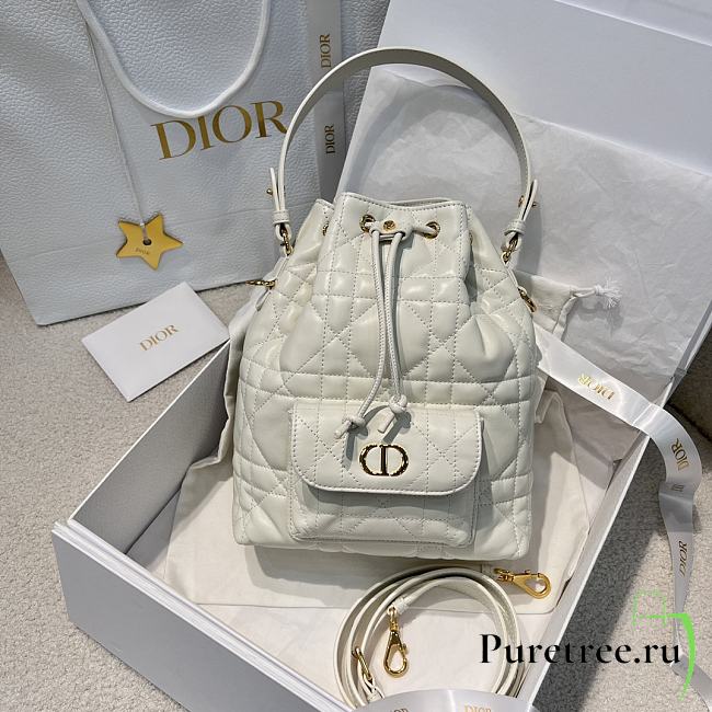DIOR | Small Caro Bucket Bag In Macrocannage Lambskin White - 1