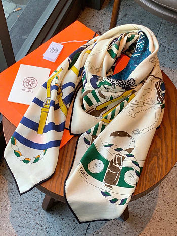 HERMES | Grand Apparat Scarf