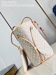 LOUIS VUITTON | Neverfull PM Monogram Emblème Peuplier - 5