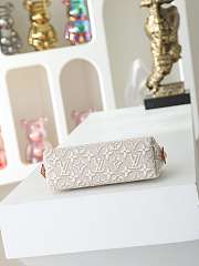 LOUIS VUITTON | Pochette Cosmétique PM Peuplier Beige - 3