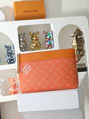LOUIS VUITTON | Pochette Voyage Souple Monogram Shadow Orange - 1