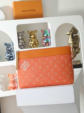 LOUIS VUITTON | Pochette Voyage Souple Monogram Shadow Orange