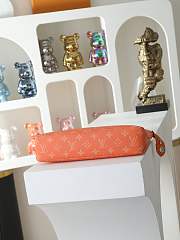LOUIS VUITTON | Pochette Voyage Souple Monogram Shadow Orange - 5