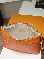 LOUIS VUITTON | Pochette Voyage Souple Monogram Shadow Orange - 4