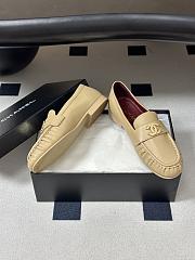 CHANEL | Métiers d’art 2026 Mocassins Crumpled Shiny Lambskin In Beige - 4
