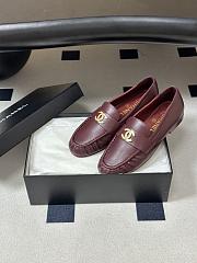 CHANEL | Métiers d’art 2026 Mocassins Crumpled Shiny Lambskin In Burgundy - 6