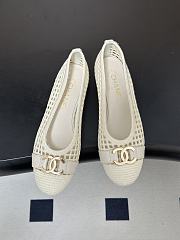 CHANEL | Woven Ballet Flats with Raffia Grass Off-White - 4