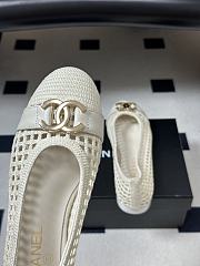 CHANEL | Woven Ballet Flats with Raffia Grass Off-White - 2