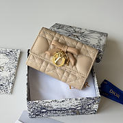 DIOR | Lady Dior Glycine Wallet Beige Lambskin - 1