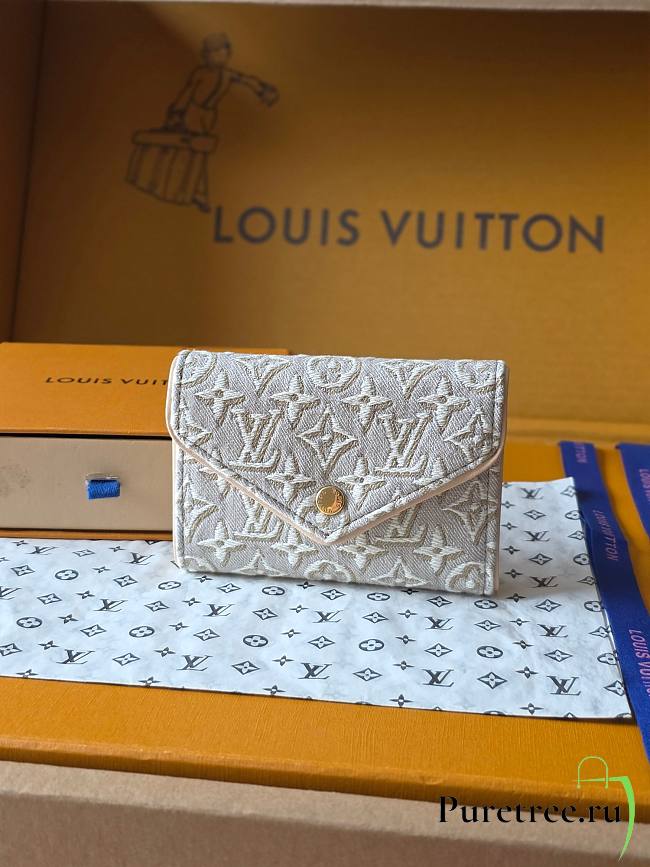 LOUIS VUITTON | Victorine Wallet Monogram Emblème Peuplier - 1