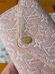 LOUIS VUITTON | Victorine Wallet Monogram Rose Ruby Pink - 2