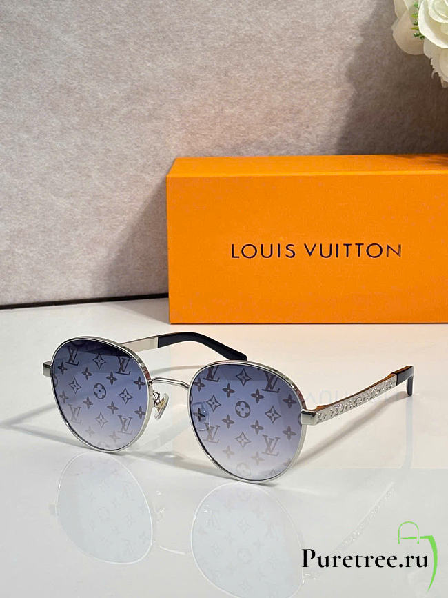 LOUIS VUITTON | Monogram Round Sunglasses  - 1