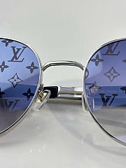 LOUIS VUITTON | Monogram Round Sunglasses  - 3