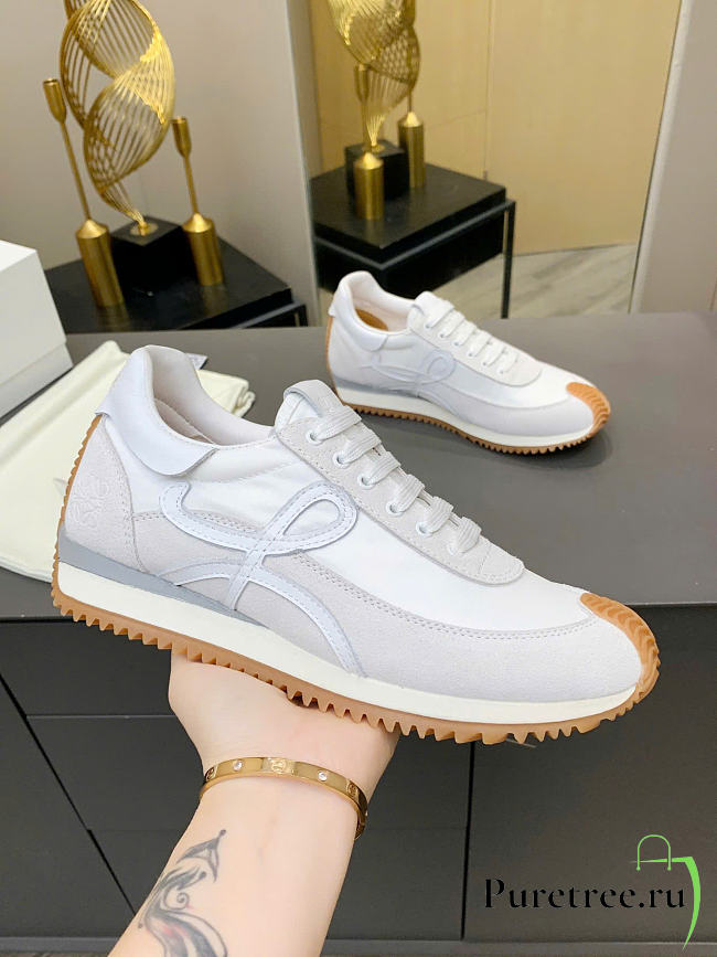 LOEWE | Flow Runner sneakers in white - 1