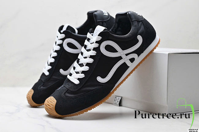 LOEWE | Flow Runner sneakers in black - 1