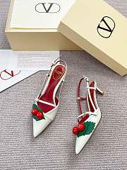 VALENTINO | 50mm Garavani Cherryfic Slingback In White - 2
