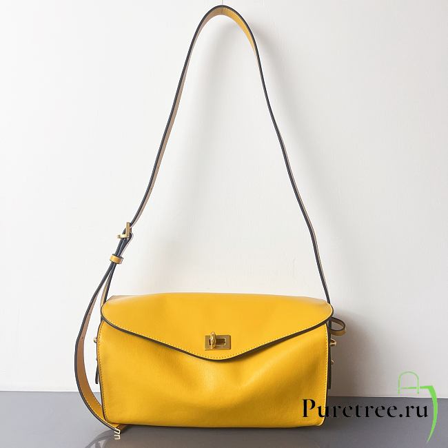 BALENCIAGA | Smooth Calfskin Medium Le 7 Shoulder Bag Yellow - 1