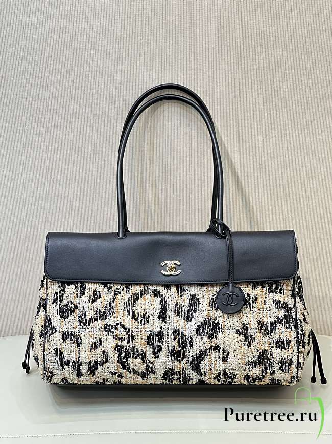 CHANEL | Small Shopping Bag Black & Cream Tweed - 1