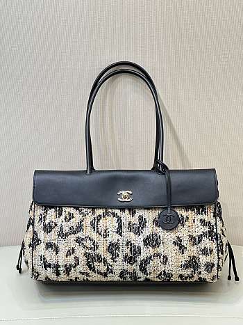 CHANEL | Small Shopping Bag Black & Cream Tweed