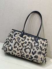 CHANEL | Small Shopping Bag Black & Cream Tweed - 3