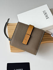 LOEWE | Leather Vertical Wallet Gray - 2