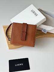 LOEWE | Leather Vertical Wallet Brown - 1