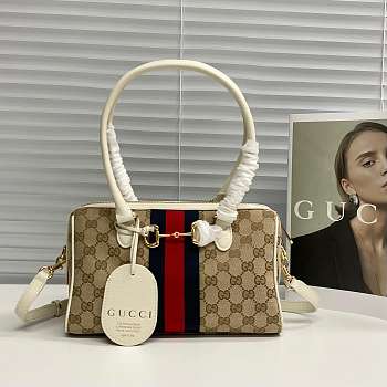 GUCCI | 28 Borsetto boston bag sand and white GG canvas