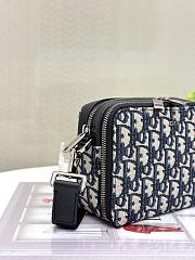 DIOR | Bag with zipper and shoulder strap black - 3