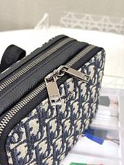 DIOR | Bag with zipper and shoulder strap black - 2