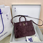 BURBERRY | Medium Rocking Horse Tote Bag in Suede Burgundy - 1