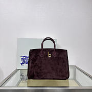 BURBERRY | Medium Rocking Horse Tote Bag in Suede Burgundy - 5