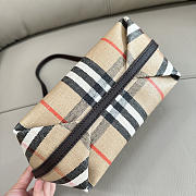 BURBERRY | Highlands Shoulder Bag Nova Check - 3