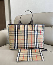 BURBERRY | Medium Highlands Tote Bag  - 5