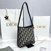 DIOR | Small Dior Médaillon Bucket Bag Blue Dior Oblique Jacquard - 2