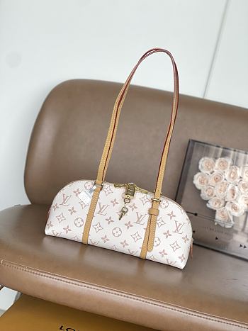 LOUIS VUITTON | Squire East West bag Monogram Dune Canvas