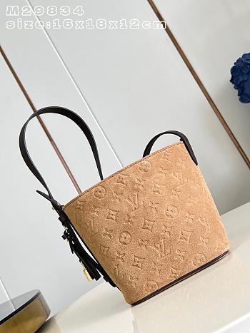 LOUIS VUITTON | All In BB Size 16x18x12 cm