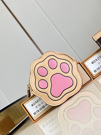 LOUIS VUITTON | Paw Coin Pouch Monogram Pets Beige