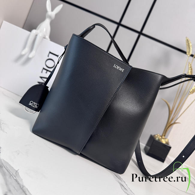 LOEWE | Medium Bilbao Chestnut Leather Bucket Bag Black - 1