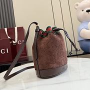 GUCCI | Venice mini bucket bag in suede brown - 5